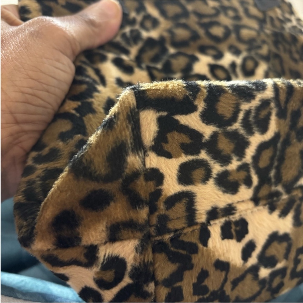 Brighton Leopard‎ Print Tote with Black Accents - Picture 8 of 12